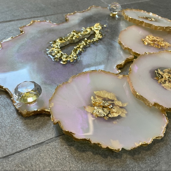 HANDMADE RESIN GEODE AGATE TRAY & COASTER SET HOLOGRAPHIC PINK AND GOLD - Picture 12 of 12